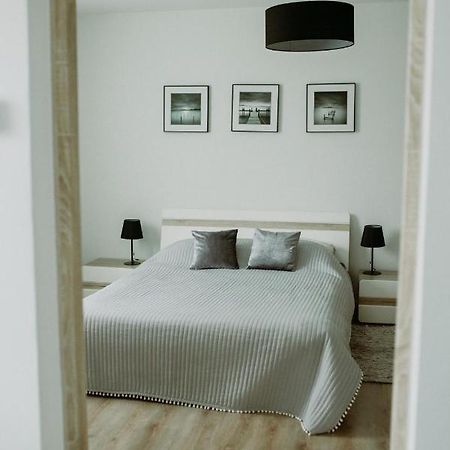 Apartament Magnolia -Centrum Тарнув Экстерьер фото